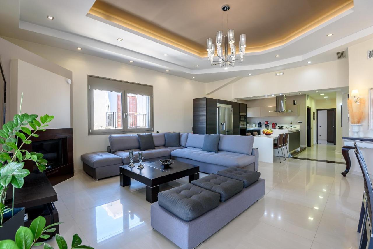 Luxury Villa In City Center With Rooftop Swimming Pool La Canée Extérieur photo