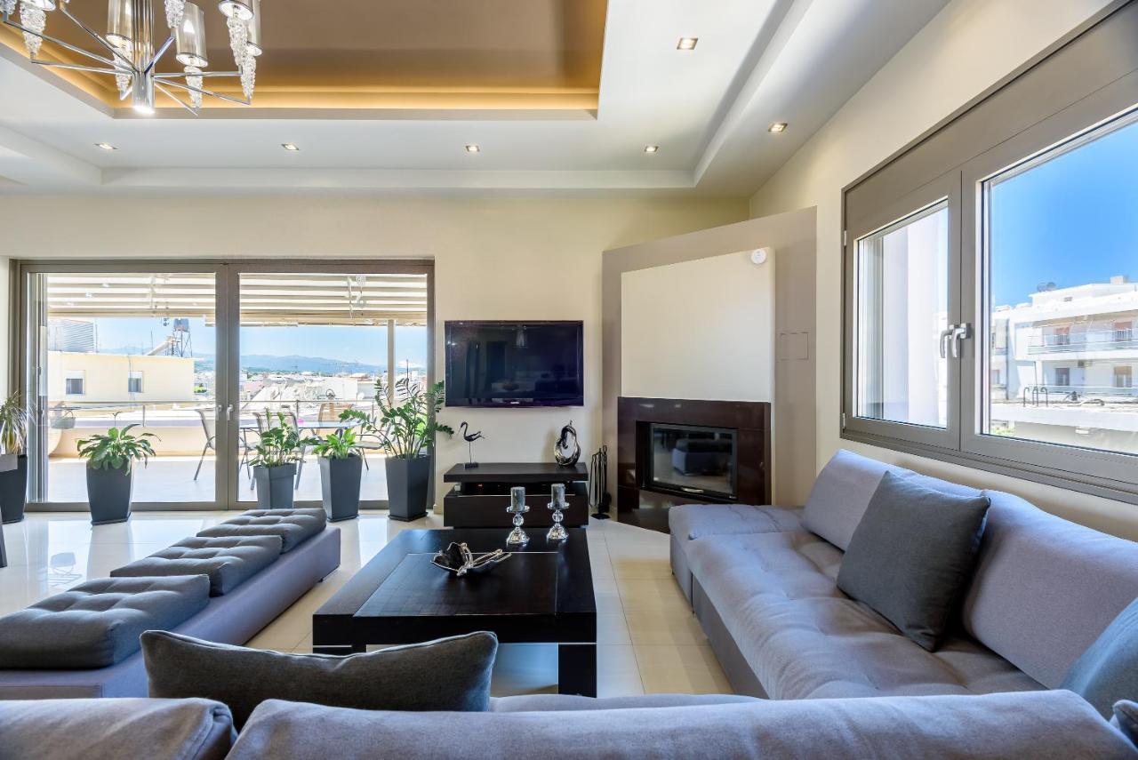 Luxury Villa In City Center With Rooftop Swimming Pool La Canée Extérieur photo