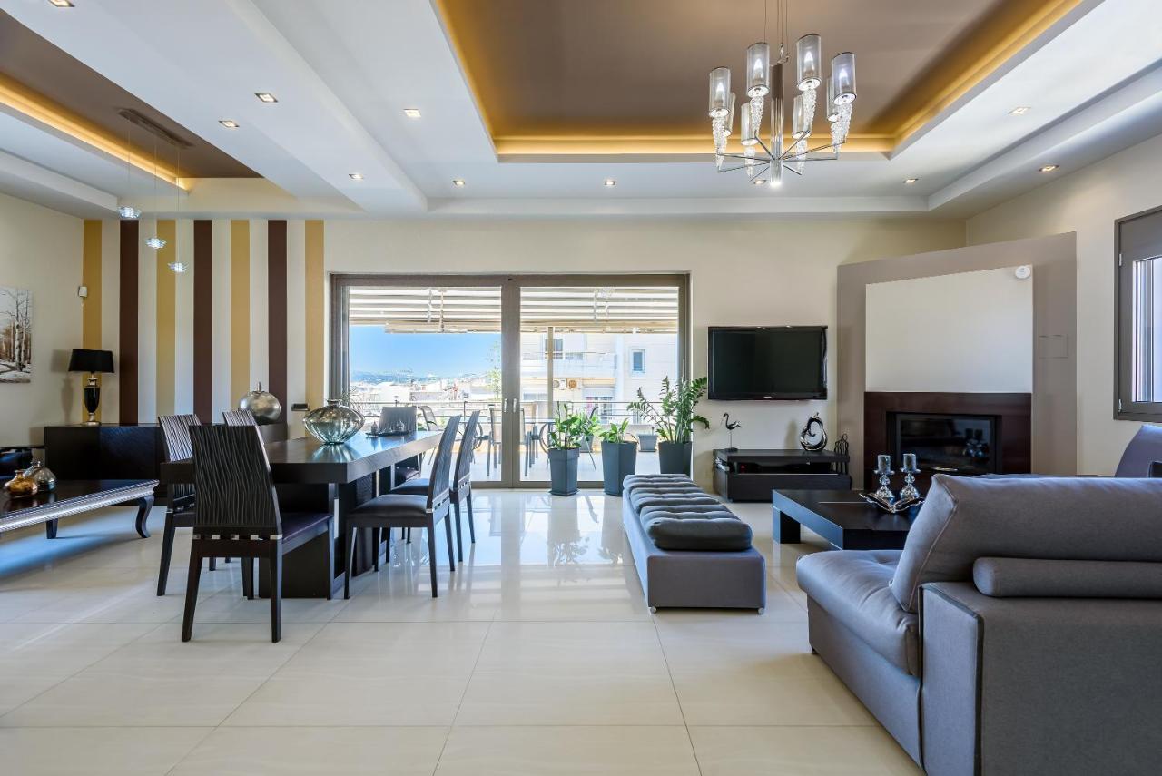 Luxury Villa In City Center With Rooftop Swimming Pool La Canée Extérieur photo