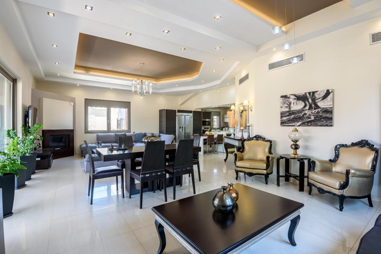 Luxury Villa In City Center With Rooftop Swimming Pool La Canée Extérieur photo
