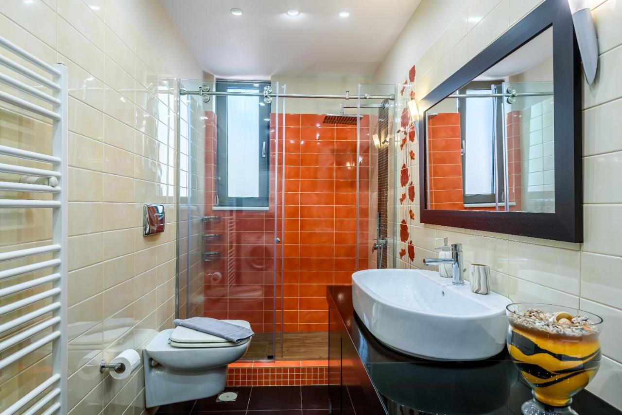 Luxury Villa In City Center With Rooftop Swimming Pool La Canée Extérieur photo